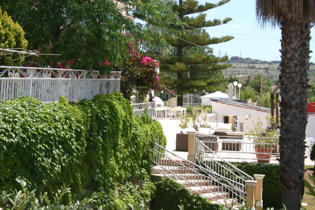 Villa Teresa San Corrado di Fuori Exteriör bild