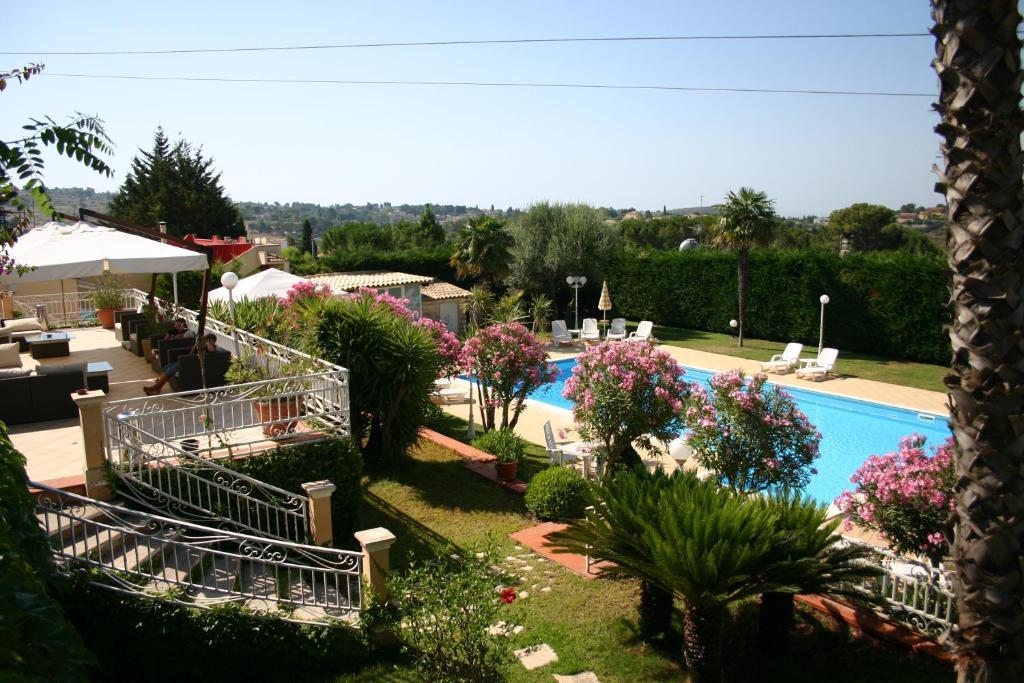 Villa Teresa San Corrado di Fuori Exteriör bild